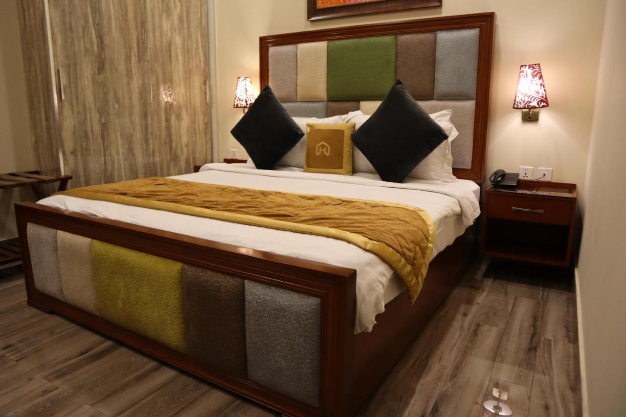 Hayyat Luxury Hotel Apartments Lahore Eksteriør bilde