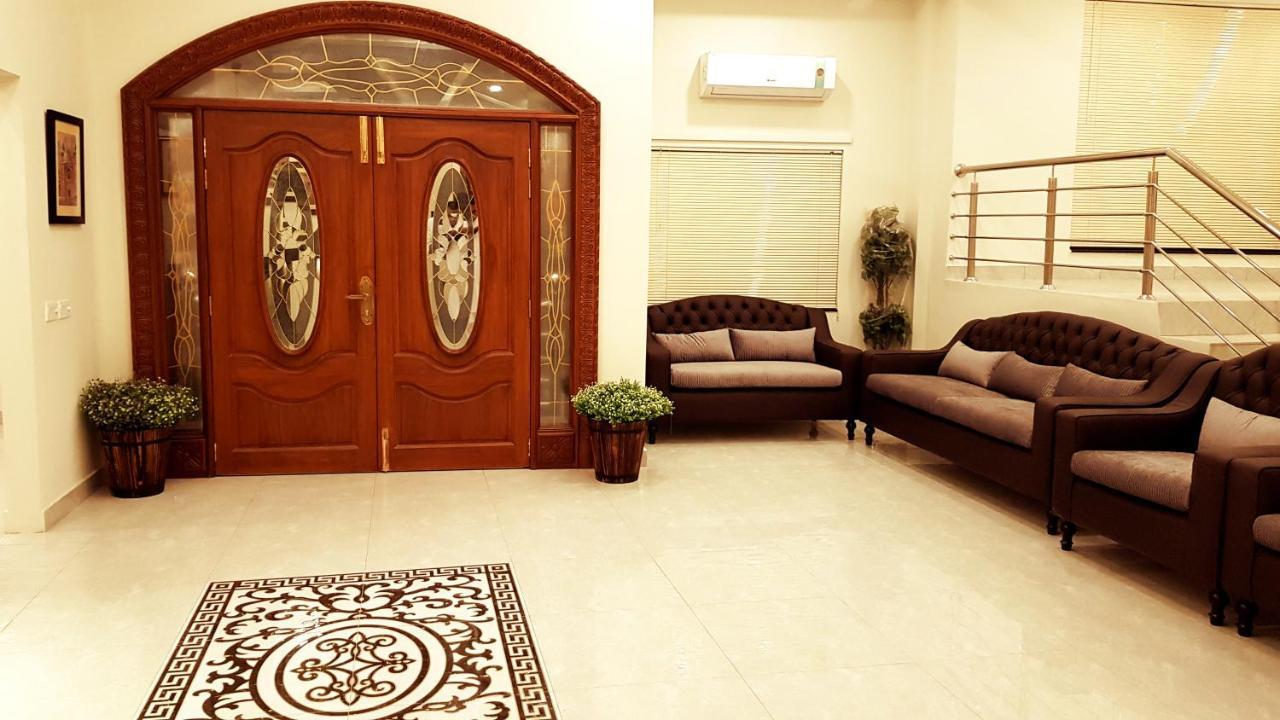 Hayyat Luxury Hotel Apartments Lahore Eksteriør bilde